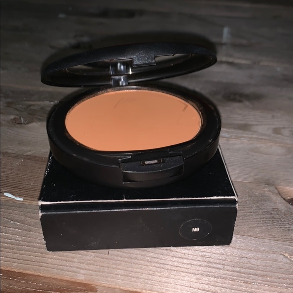 MAC Studio Fix N9